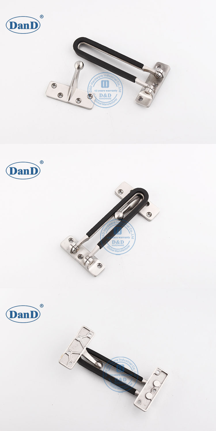 guardia de la puerta del hotel